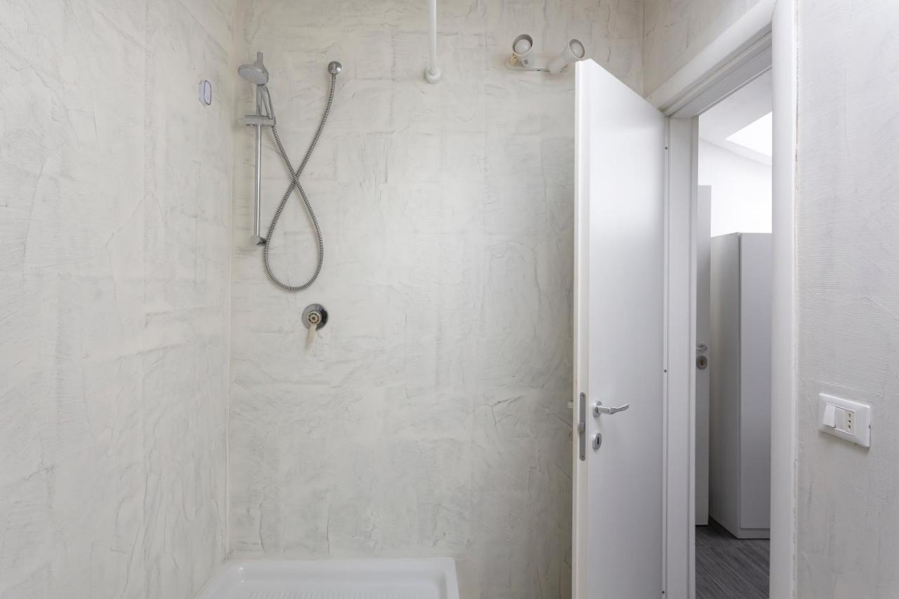 2 Bedroom 2 Bathroom Apt - Duomo 1 Мілан Екстер'єр фото